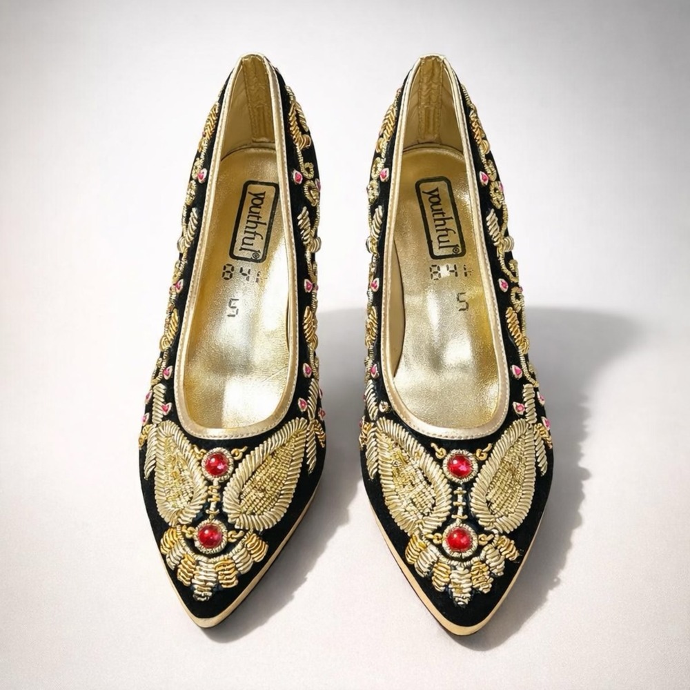 Vintage Black Velvet Gold Bullion Embroidered Gold Gemstone Heels Pumps 5